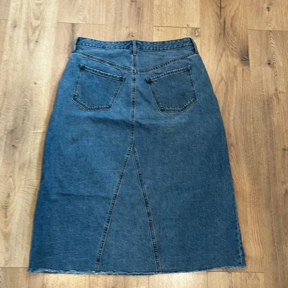 Old Navy High-Waist Denim Midi Skirt - Dark Blue - Picture 2 of 3